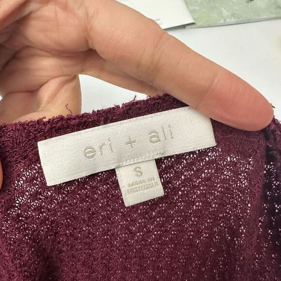 ANTHROPOLOGIE ERI + ALI Maroon V neck Waffle knit ruffled sweater size small - Picture 6 of 9